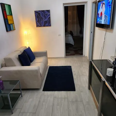 Downtown & Universita 2 Stanze Letto * Bari