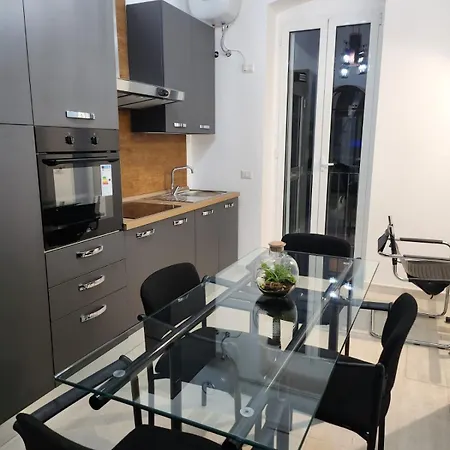 Downtown & Universita 2 Stanze Letto Bari